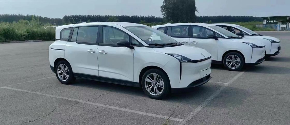 2023 Auto FAW Pentium Nat Wit Kleur Puur Elektrisch Hoogspeed 5 zitplaatsen
